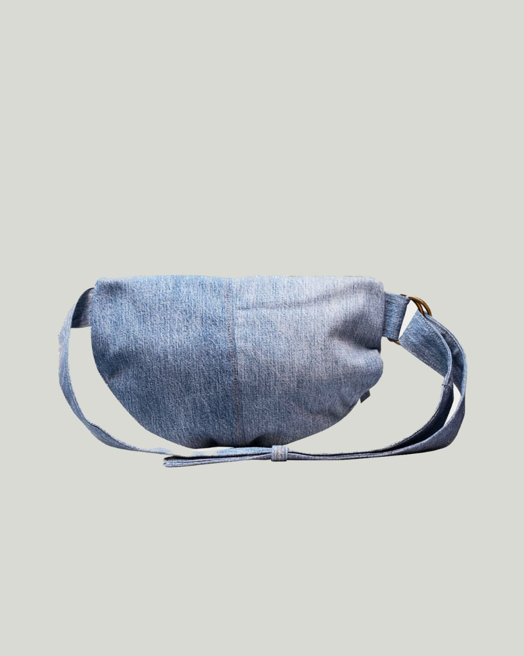 REGENERATE YOUR JEANS UMHÄNGETASCHE AUS DENIM
